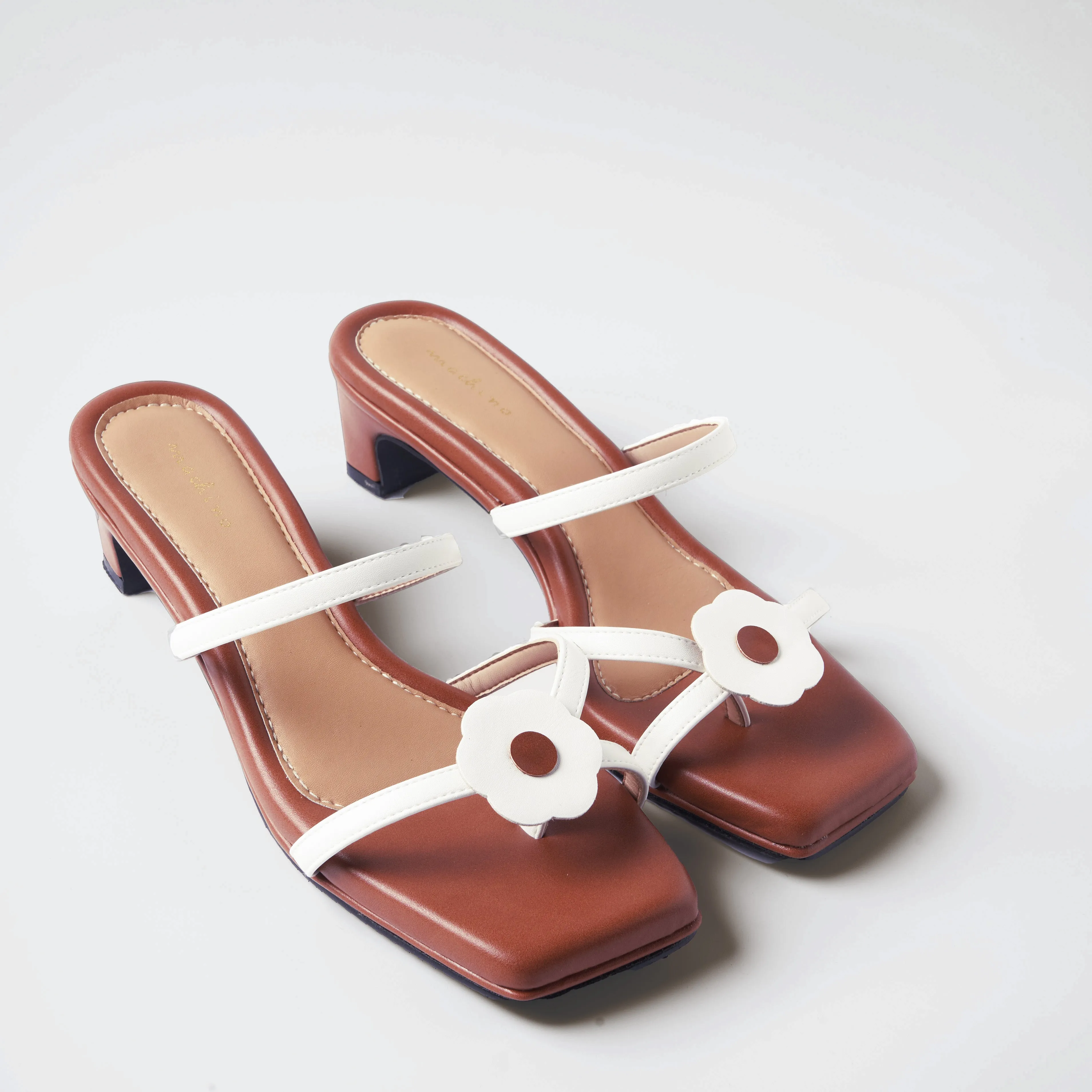 Hana White Heels