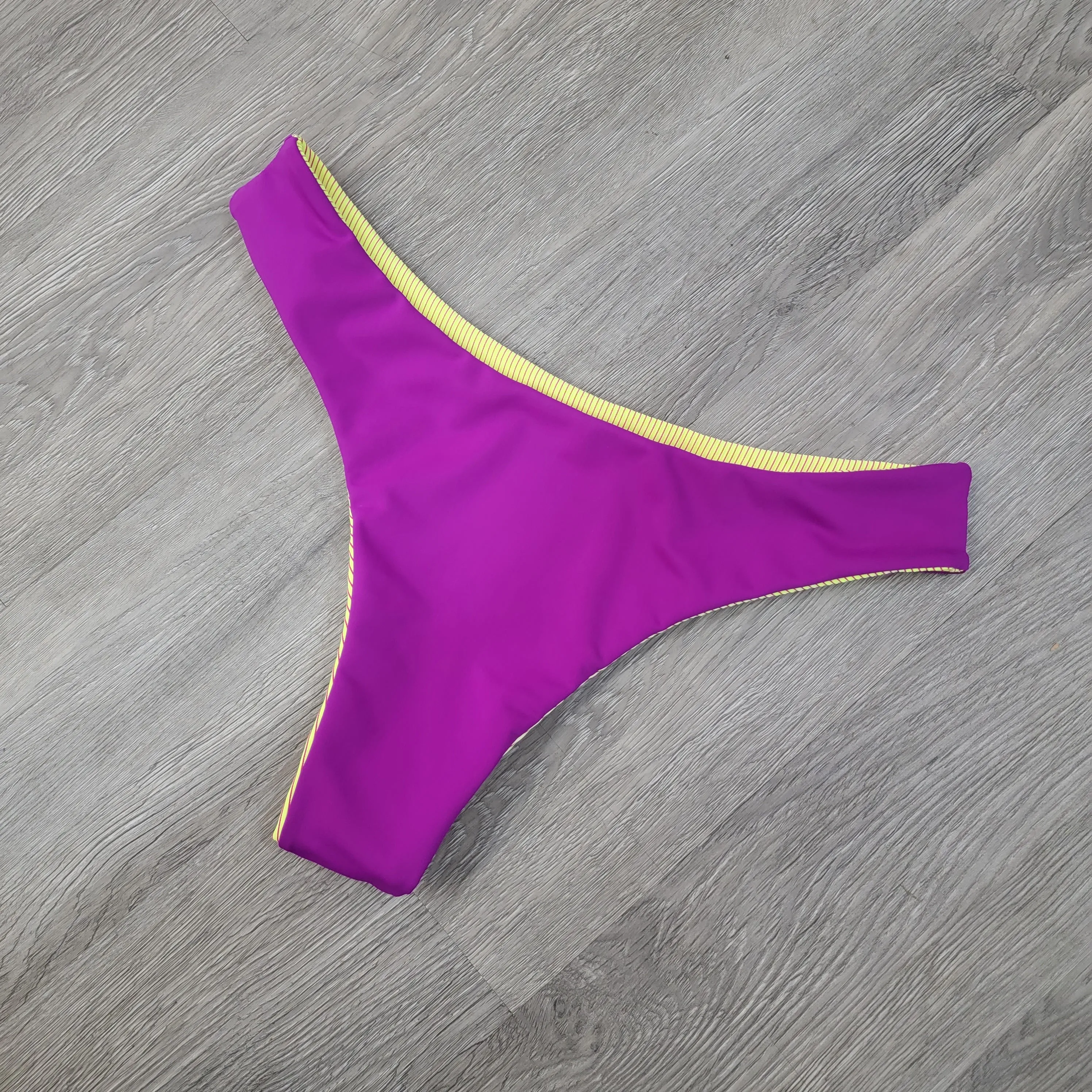 Illusions Lemonade Rosebud Scoop Bottoms